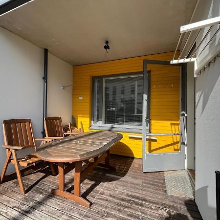 Guest Apartment With View And Terrace, Vuosaari, Helsinki, Self Check-In Buitenkant foto