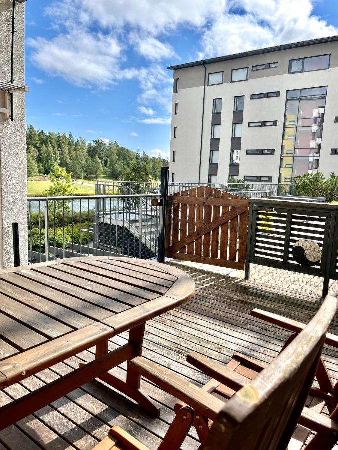 Guest Apartment With View And Terrace, Vuosaari, Helsinki, Self Check-In Buitenkant foto